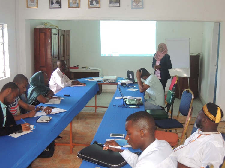 image Relations entre journalistes et Croissant-rouge Les journalistes en formation…